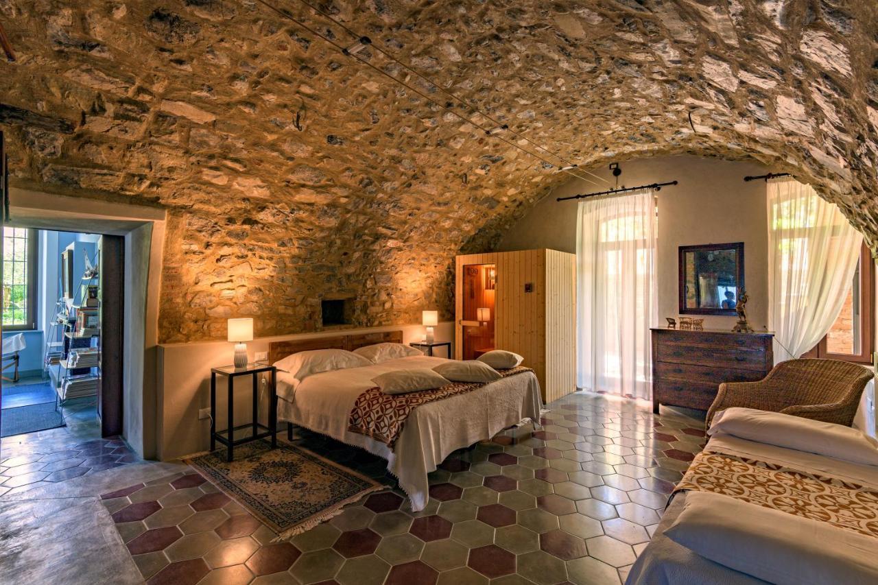 Residenza di Prestigio In Riva al Lago Marone LOFT Esterno foto