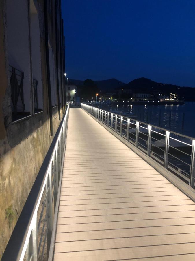 Residenza di Prestigio In Riva al Lago Marone LOFT Esterno foto