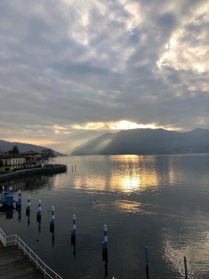 Residenza di Prestigio In Riva al Lago Marone LOFT Esterno foto